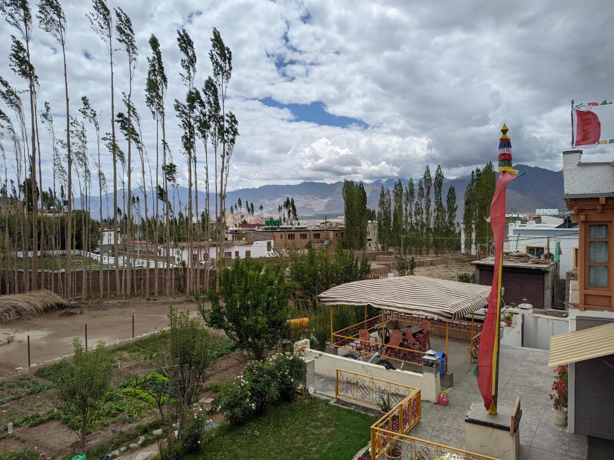 Chandan Guest House Лех Екстериор снимка